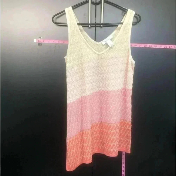 WHBM Asymmetrical Knit V-neck Tank,color block,gold metallic thread,slit side - Picture 1 of 10